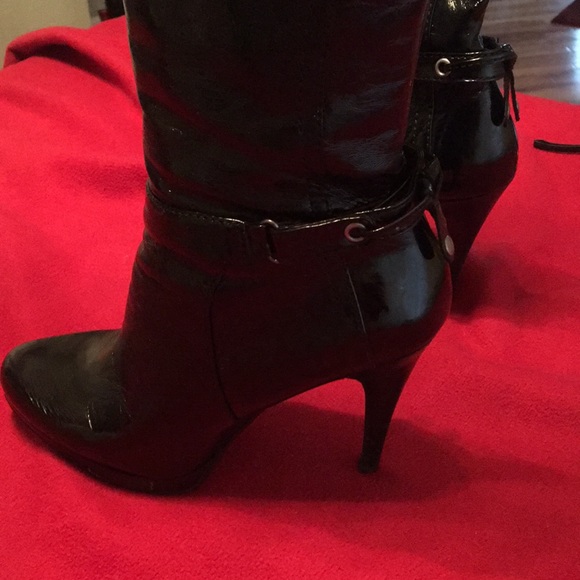 Boots - Picture 2 of 4